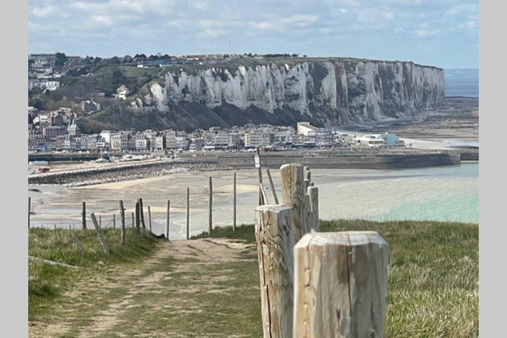 A Pied, 100m De La Plage! Grand 2 Pieces Cosy *